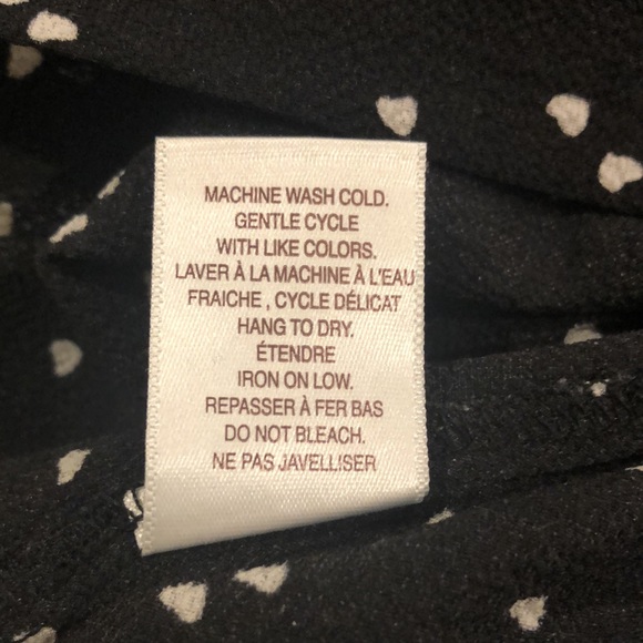 BLOuSOLOGY size M blouse. Black with small  white hearts - Picture 9 of 10